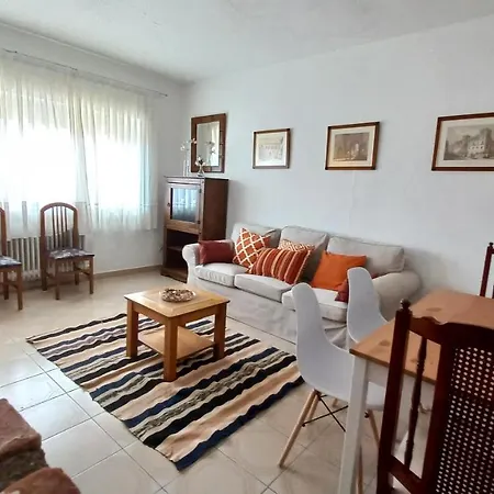 Alameda Con Chimenea Y Jardin * El Barco de Avila