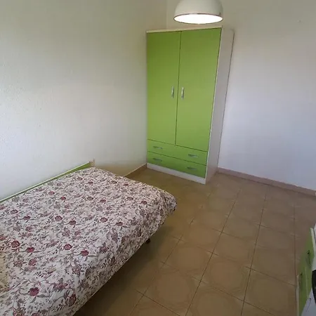 Alameda Con Chimenea Y Jardin *