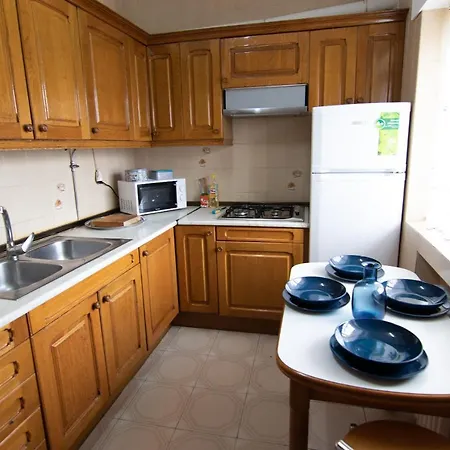 Holiday home Alameda Con Chimenea Y Jardin El Barco de Avila