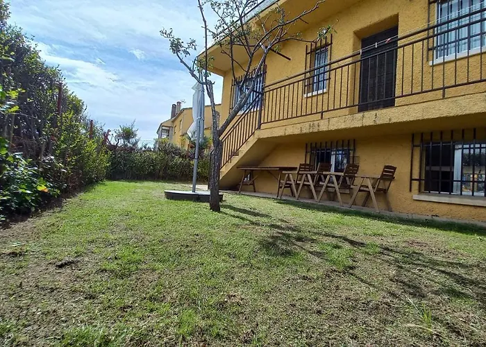 펜션 Alameda Con Chimenea Y Jardin