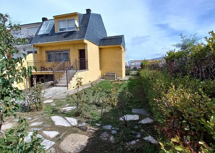 Alameda Con Chimenea Y Jardin *